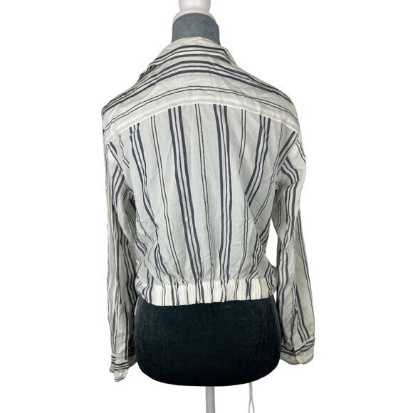 Abercrombie & Fitch Women's XS Long Sleeve Tie Front Button Up Shirt Women's - Picture 2 of 9